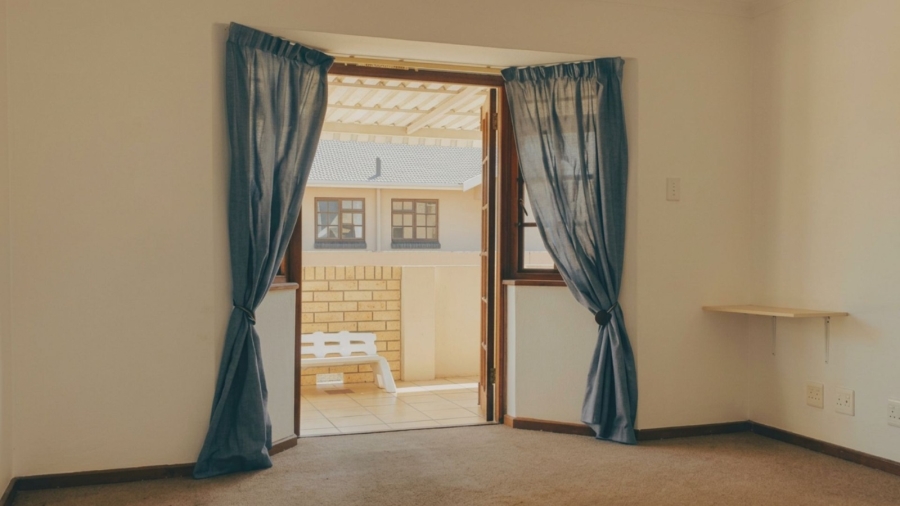 1 Bedroom Property for Sale in St Georges Park Eastern Cape